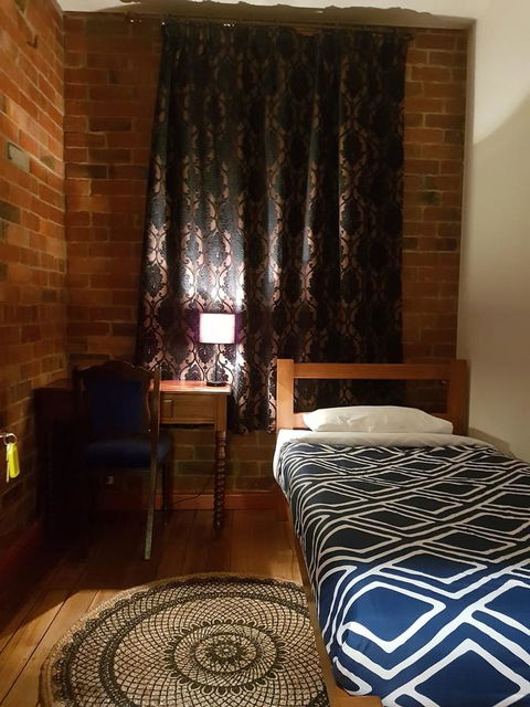 Little Nee's - Accommodation Newcastle 21