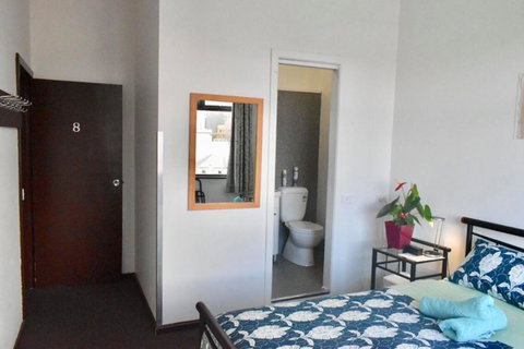 Hobart's Accommodation & Hostel - Accommodation Newcastle 4