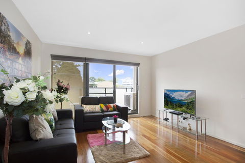 Astra Apartments Glen Waverley @Springvale RD - Accommodation Newcastle 18