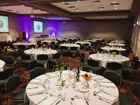 Cumberland Lorne Resort - Accommodation Newcastle 2