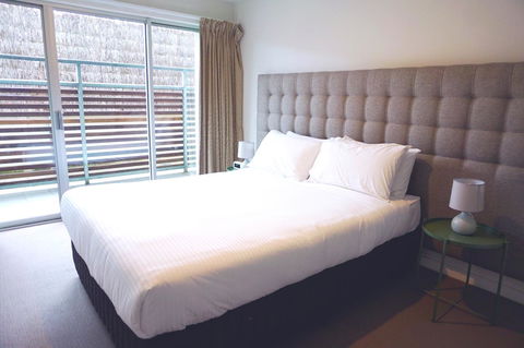 The Apollo - Accommodation Newcastle 23