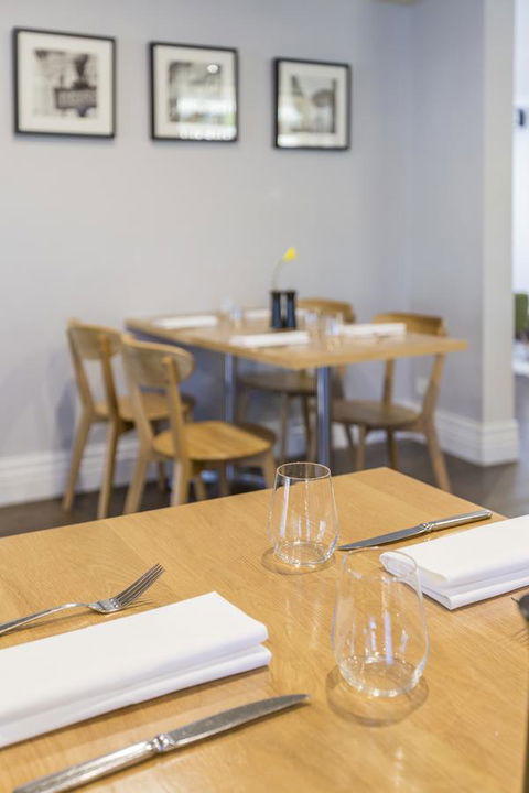 The Waverley International Hotel - Accommodation Newcastle 4