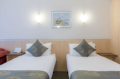 The Waverley International Hotel - Accommodation Newcastle 9