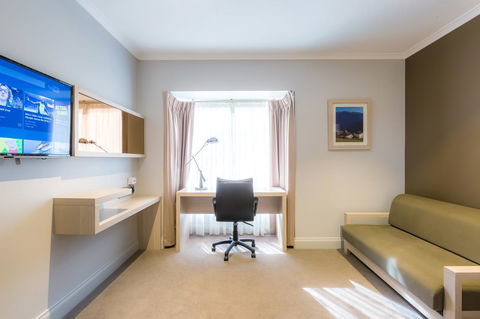 The Waverley International Hotel - Accommodation Newcastle 17