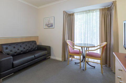 The Waverley International Hotel - Accommodation Newcastle 5