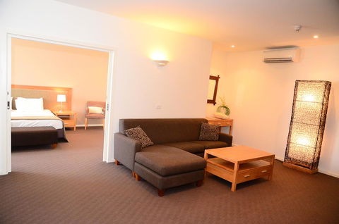 Mornington Hotel - Accommodation Newcastle 36