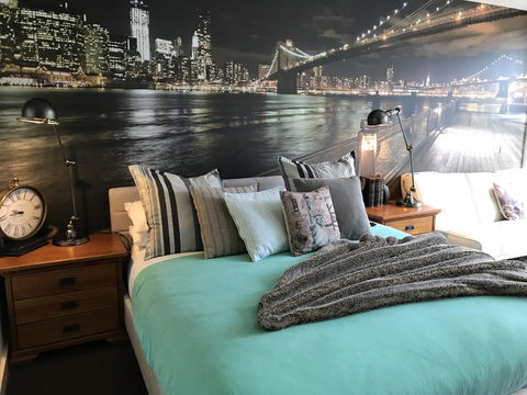Lorne World - Accommodation Newcastle 40