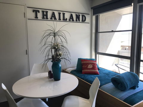 Lorne World - Accommodation Newcastle 28
