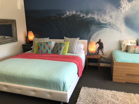 Lorne World - Accommodation Newcastle 21