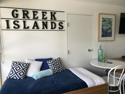 Lorne World - Accommodation Newcastle 33