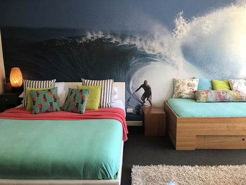 Lorne World - Accommodation Newcastle 23