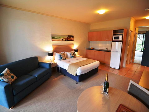 Lorne Surf Apartments - Accommodation Newcastle 20