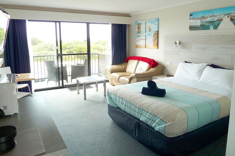 Apollo Bay Waterfront Motor Inn - Accommodation Newcastle 2