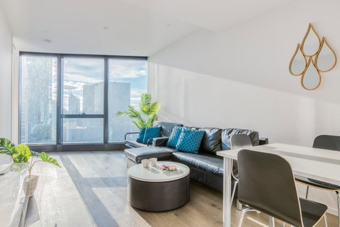 New Eureka 108 Hotel Apartments - Accommodation Newcastle 6