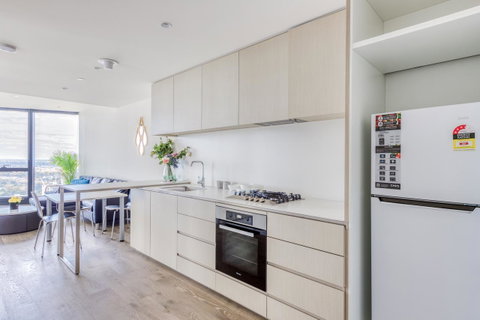 New Eureka 108 Hotel Apartments - Accommodation Newcastle 4