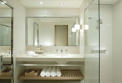 Crown Promenade Melbourne - Accommodation Newcastle 6