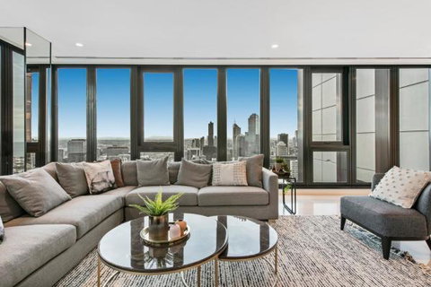 Experience Platinum Hotel Apartments - Accommodation Newcastle 16
