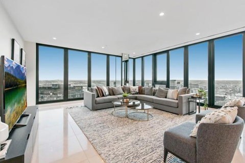 Experience Platinum Hotel Apartments - Accommodation Newcastle 17