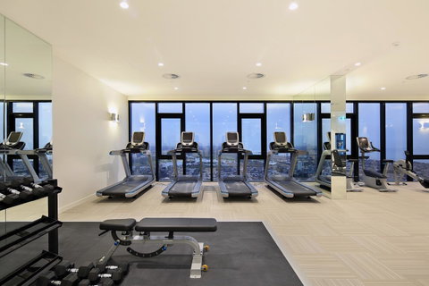 Experience Platinum Hotel Apartments - Accommodation Newcastle 28