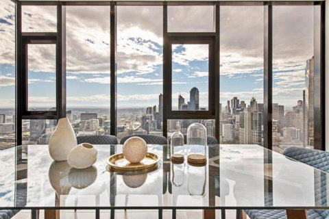 Experience Platinum Hotel Apartments - Accommodation Newcastle 14