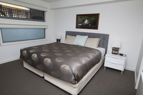 7 Falls Apartments - Accommodation Newcastle 24