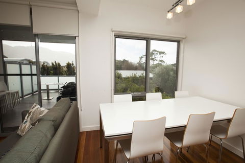 7 Falls Apartments - Accommodation Newcastle 10