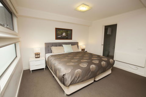 7 Falls Apartments - Accommodation Newcastle 22