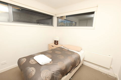 7 Falls Apartments - Accommodation Newcastle 30