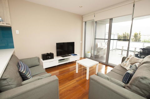 7 Falls Apartments - Accommodation Newcastle 12