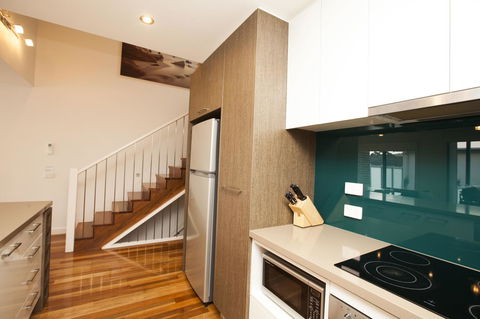 7 Falls Apartments - Accommodation Newcastle 9