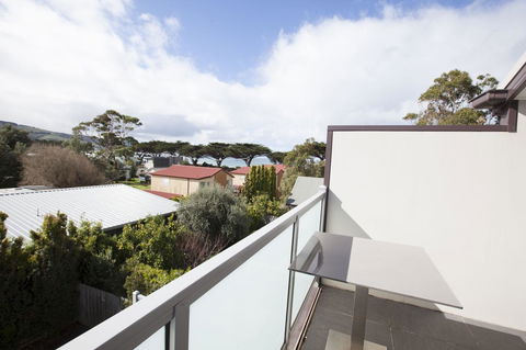 7 Falls Apartments - Accommodation Newcastle 6