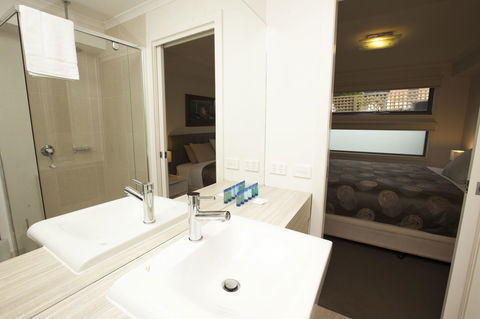 7 Falls Apartments - Accommodation Newcastle 17