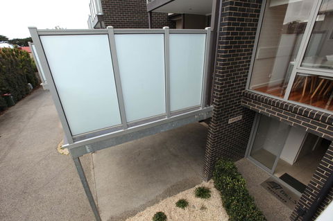 7 Falls Apartments - Accommodation Newcastle 7