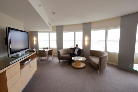 PARKROYAL Melbourne Airport - Accommodation Newcastle 27