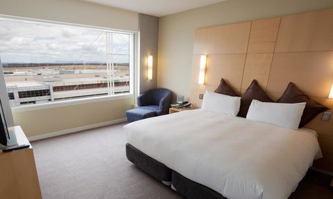 PARKROYAL Melbourne Airport - Accommodation Newcastle 14