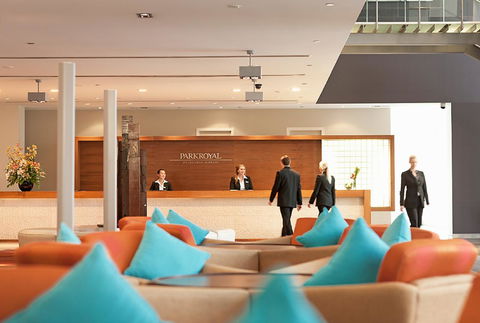 PARKROYAL Melbourne Airport - Accommodation Newcastle 8