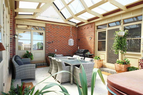 Oxford Rise Apartment - Accommodation Newcastle 15