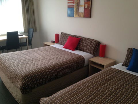 Beachcomber Motel & Apartments - Accommodation Newcastle 34