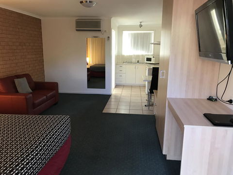 Beachcomber Motel & Apartments - Accommodation Newcastle 7