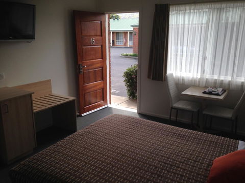 Beachcomber Motel & Apartments - Accommodation Newcastle 26