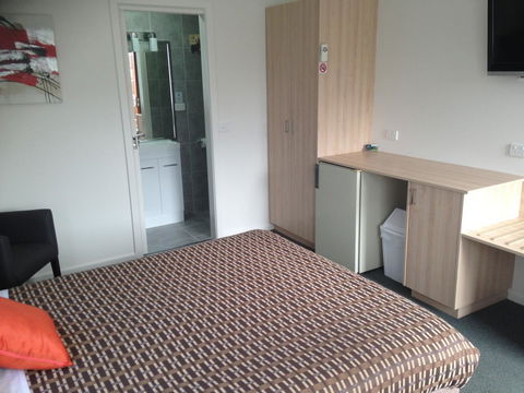Beachcomber Motel & Apartments - Accommodation Newcastle 31