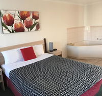 Beachcomber Motel  Apartments - Accommodation Newcastle