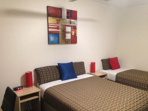 Beachcomber Motel & Apartments - Accommodation Newcastle 17
