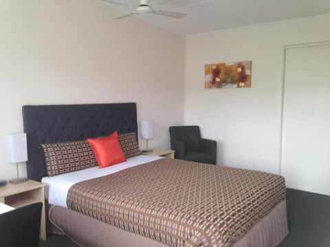 Beachcomber Motel & Apartments - Accommodation Newcastle 38