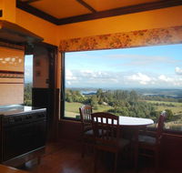 A Cottage with a View at Tudor Ridge - Accommodation Newcastle