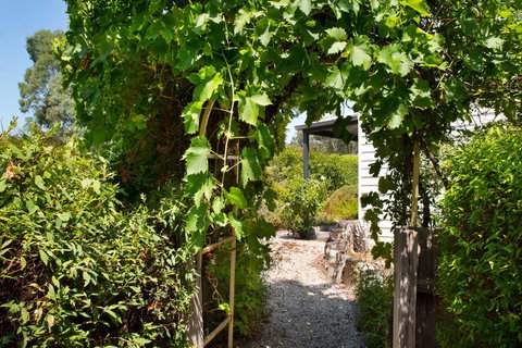 Koovelly Spa - Accommodation Newcastle 10