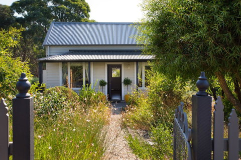 Koovelly Spa - Accommodation Newcastle 3