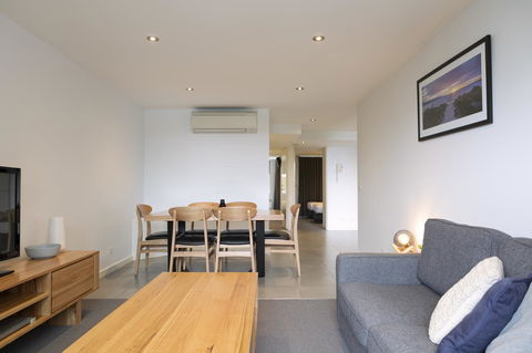The Dolphin Apartments - Accommodation Newcastle 7