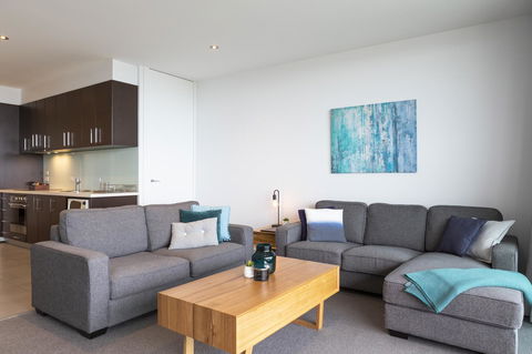 The Dolphin Apartments - Accommodation Newcastle 3