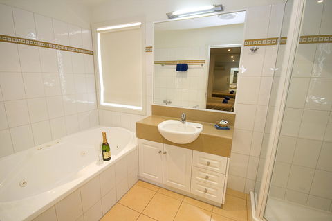 Anchorage Motel & Villas Lorne - Accommodation Newcastle 23